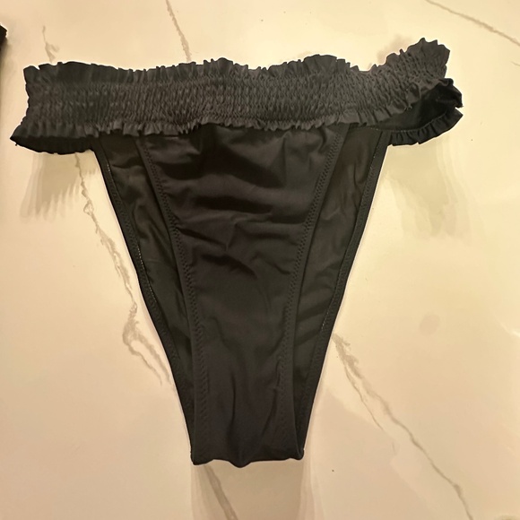 NWT-Beachsissi Black Ruffled Tankini-Size‎ Large - Picture 6 of 9